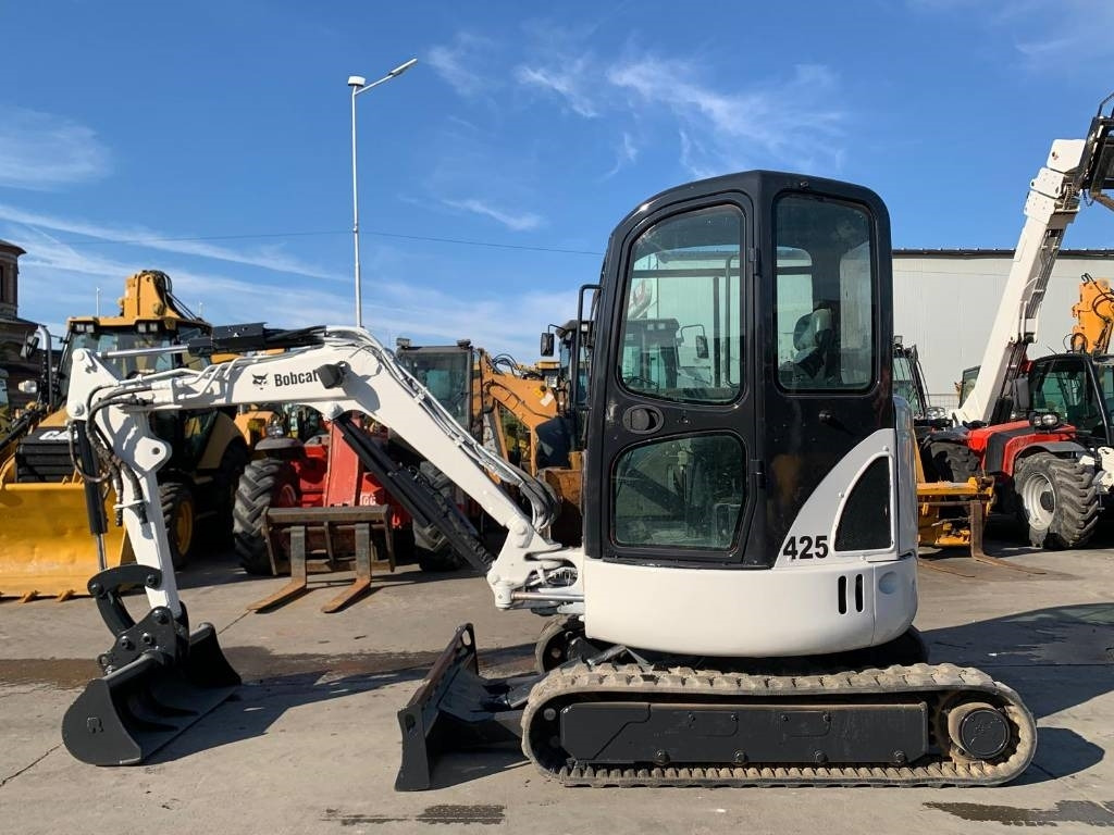 Bobcat 425 - Minigraafmachine: afbeelding 3 Bobcat 425 - Minigraafmachine: afbeelding 3