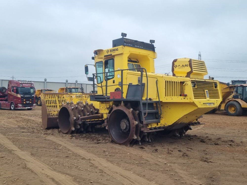 Bomag BC 772 RB-2 - Schapenpootwals/ Grondverdichter: afbeelding 3 Bomag BC 772 RB-2 - Schapenpootwals/ Grondverdichter: afbeelding 3