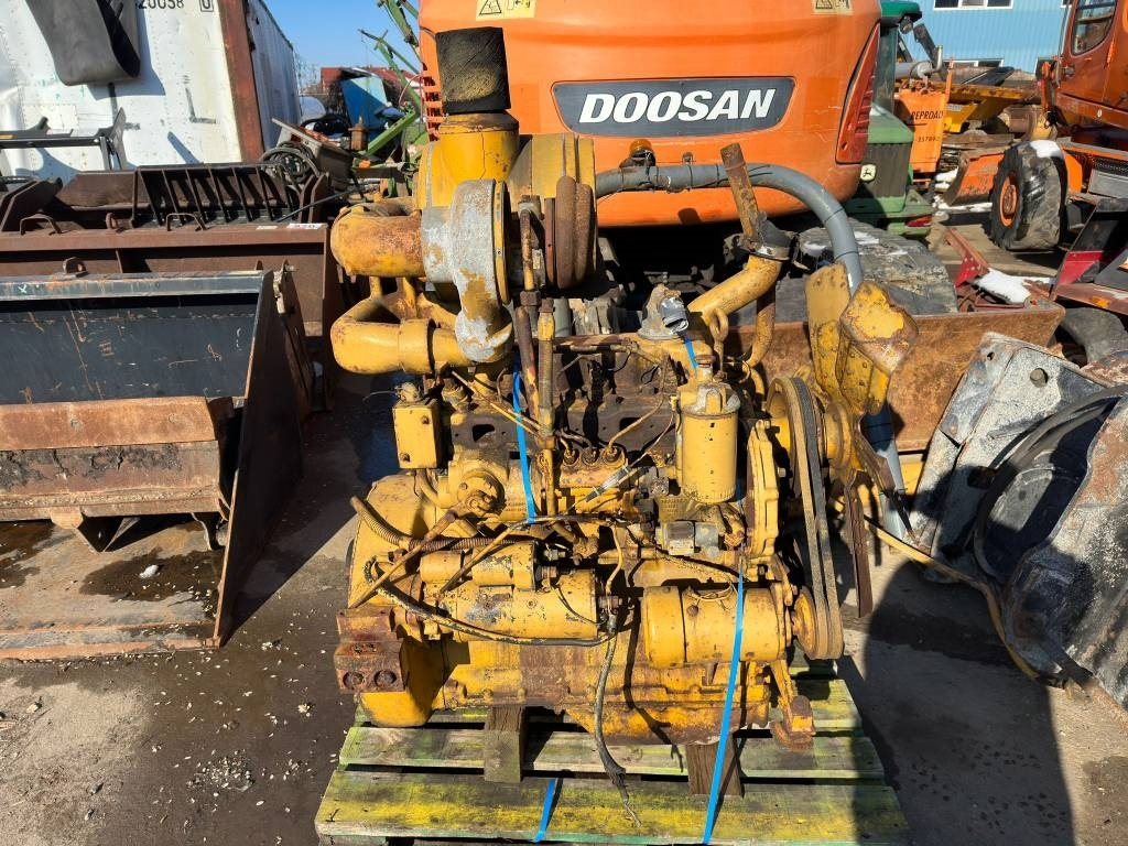 CAT 64J936 - Motor voor Bouwmachine: afbeelding 2 CAT 64J936 - Motor voor Bouwmachine: afbeelding 2