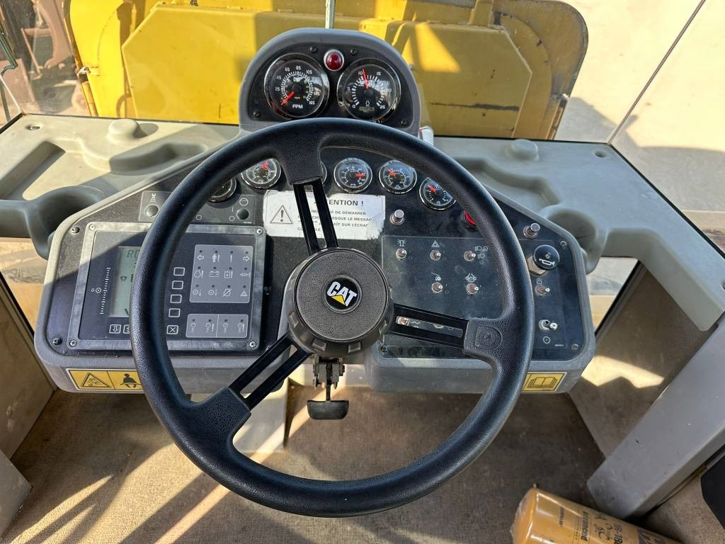 Bodemstabliseerder CAT RM 300: afbeelding 19