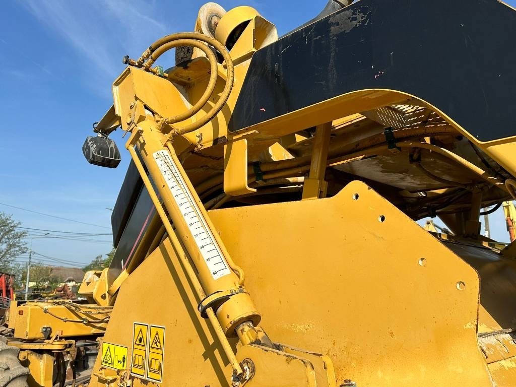 Bodemstabliseerder CAT RM 300: afbeelding 6