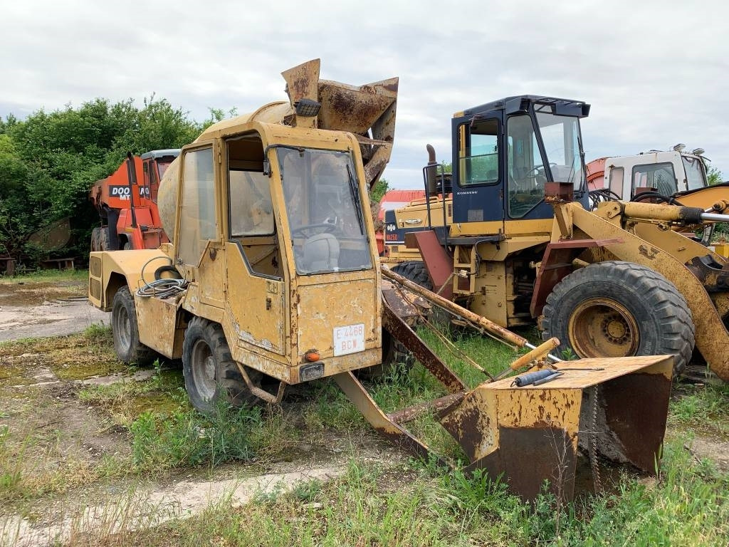 Carmix 9 - Betonmolen: afbeelding 1 Carmix 9 - Betonmolen: afbeelding 1