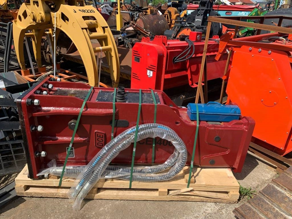 DCE 1400 Hydraulic Breaker - Hydraulische hamer voor Bouwmachine: afbeelding 1 DCE 1400 Hydraulic Breaker - Hydraulische hamer voor Bouwmachine: afbeelding 1