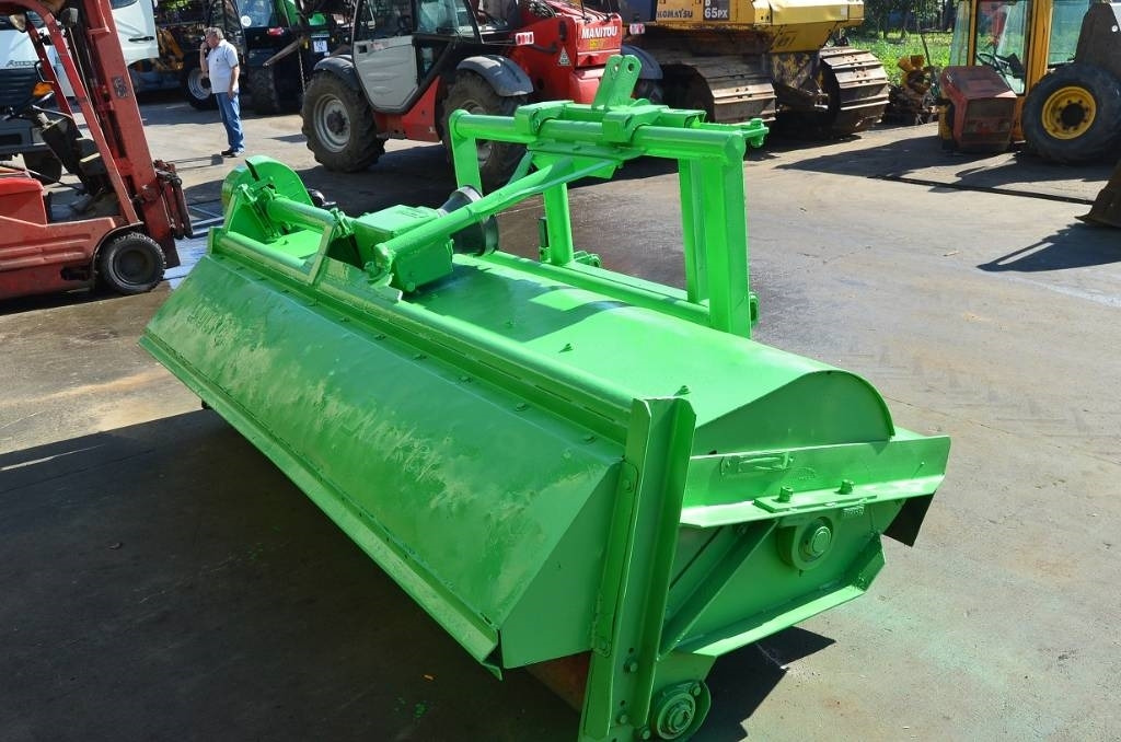 G.Ducker UM 27 VK - Klepelmaaier/ Mulcher: afbeelding 3 G.Ducker UM 27 VK - Klepelmaaier/ Mulcher: afbeelding 3