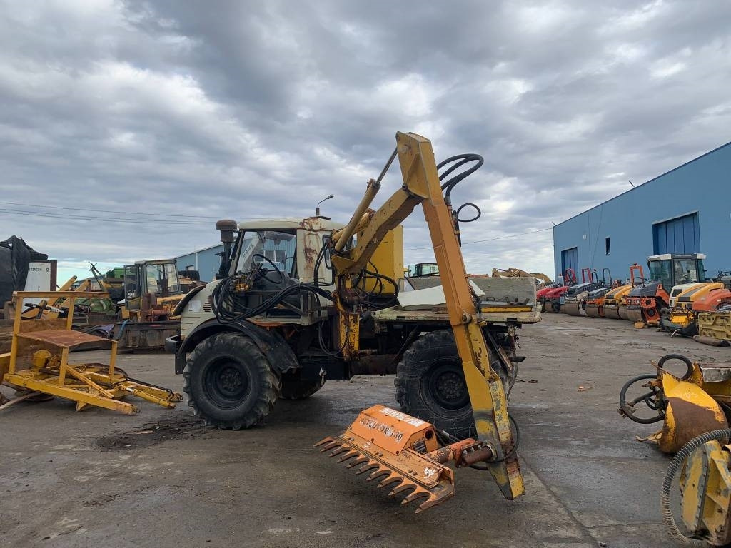 Mercedes-Benz 406A - Gemeentelijke machine/ Speciaal: afbeelding 3 Mercedes-Benz 406A - Gemeentelijke machine/ Speciaal: afbeelding 3