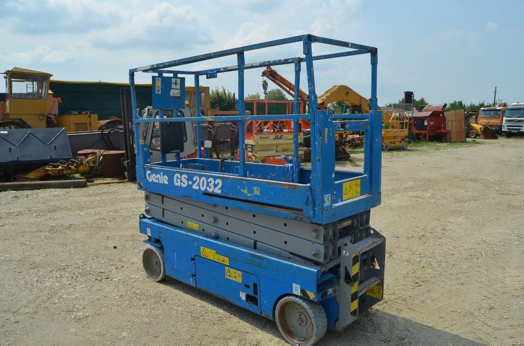 Genie GS 2032 - Schaarlift: afbeelding 2 Genie GS 2032 - Schaarlift: afbeelding 2