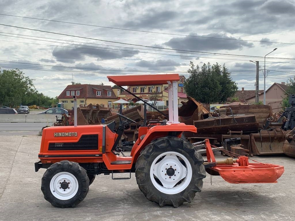 Hinomoto BD150 - Tractor: afbeelding 3 Hinomoto BD150 - Tractor: afbeelding 3