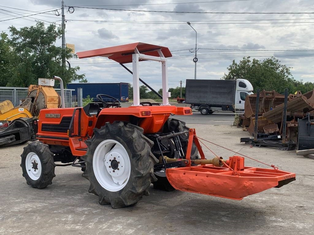 Hinomoto BD150 - Tractor: afbeelding 4 Hinomoto BD150 - Tractor: afbeelding 4