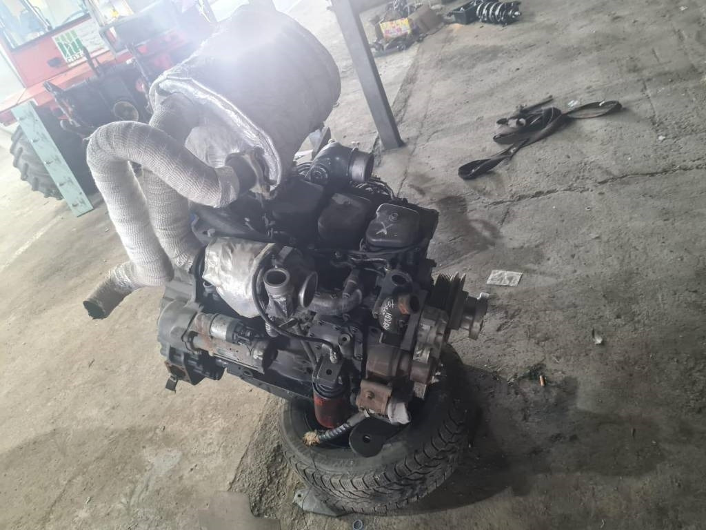 Iveco F4GE9484F ENGINE - Motor voor Bouwmachine: afbeelding 2 Iveco F4GE9484F ENGINE - Motor voor Bouwmachine: afbeelding 2