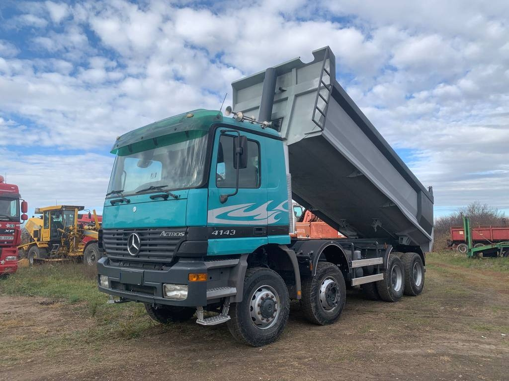 Mercedes-Benz Actros 4143 - Kipper vrachtwagen: afbeelding 1 Mercedes-Benz Actros 4143 - Kipper vrachtwagen: afbeelding 1