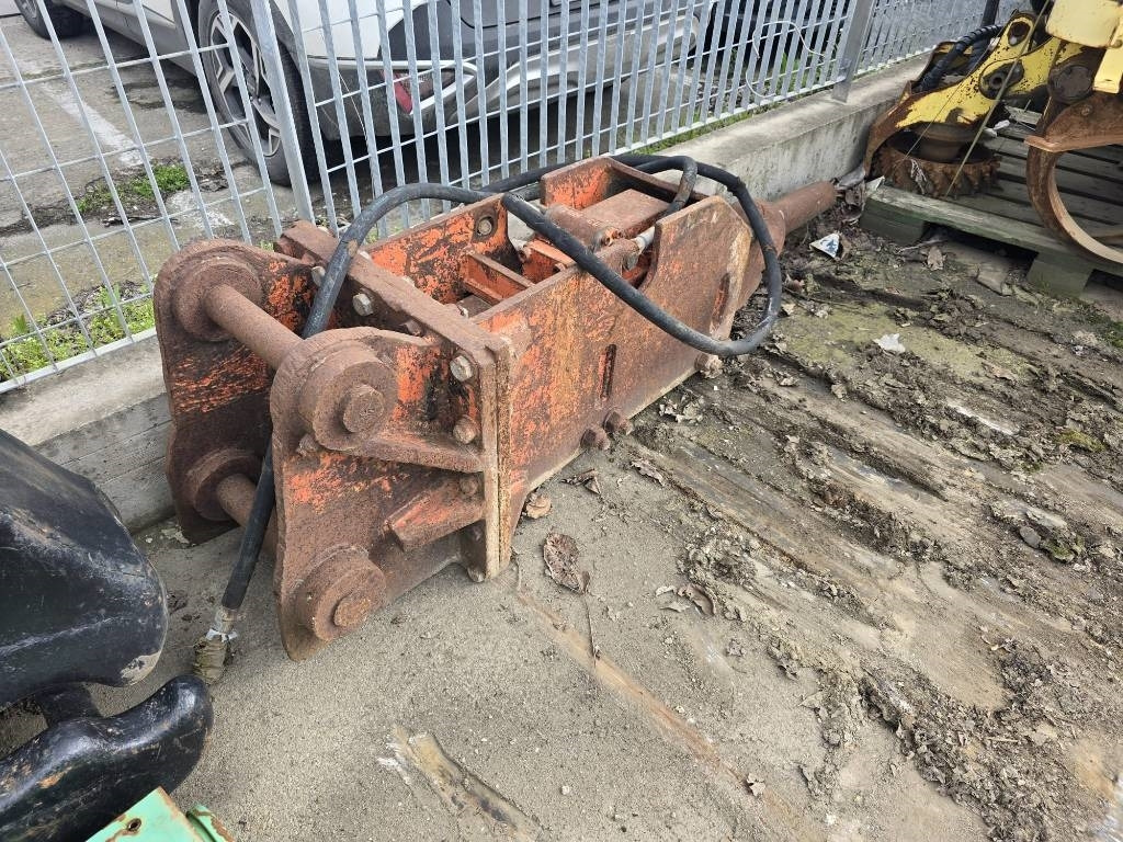 NPK 2T - Hydraulische hamer voor Bouwmachine: afbeelding 2 NPK 2T - Hydraulische hamer voor Bouwmachine: afbeelding 2