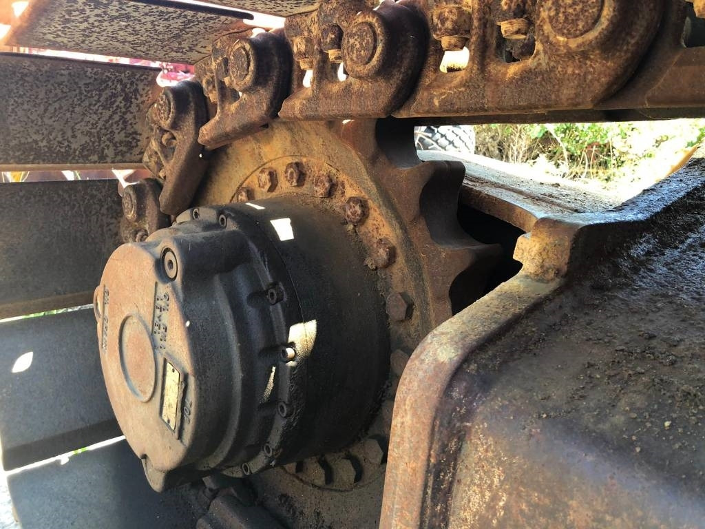 Rupsgraafmachine New Holland E 215 B FOR PARTS: afbeelding 7 Rupsgraafmachine New Holland E 215 B FOR PARTS: afbeelding 7