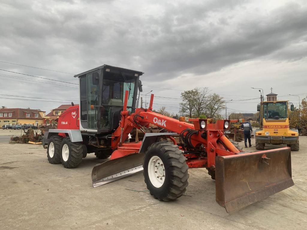 O&K F 106 A - Grader: afbeelding 1 O&K F 106 A - Grader: afbeelding 1
