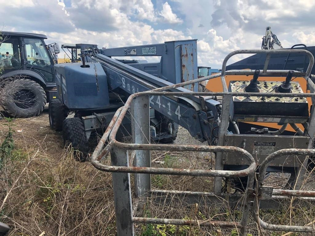 Oil & Steel Snake 2414 - Telescoophoogwerker: afbeelding 3 Oil & Steel Snake 2414 - Telescoophoogwerker: afbeelding 3