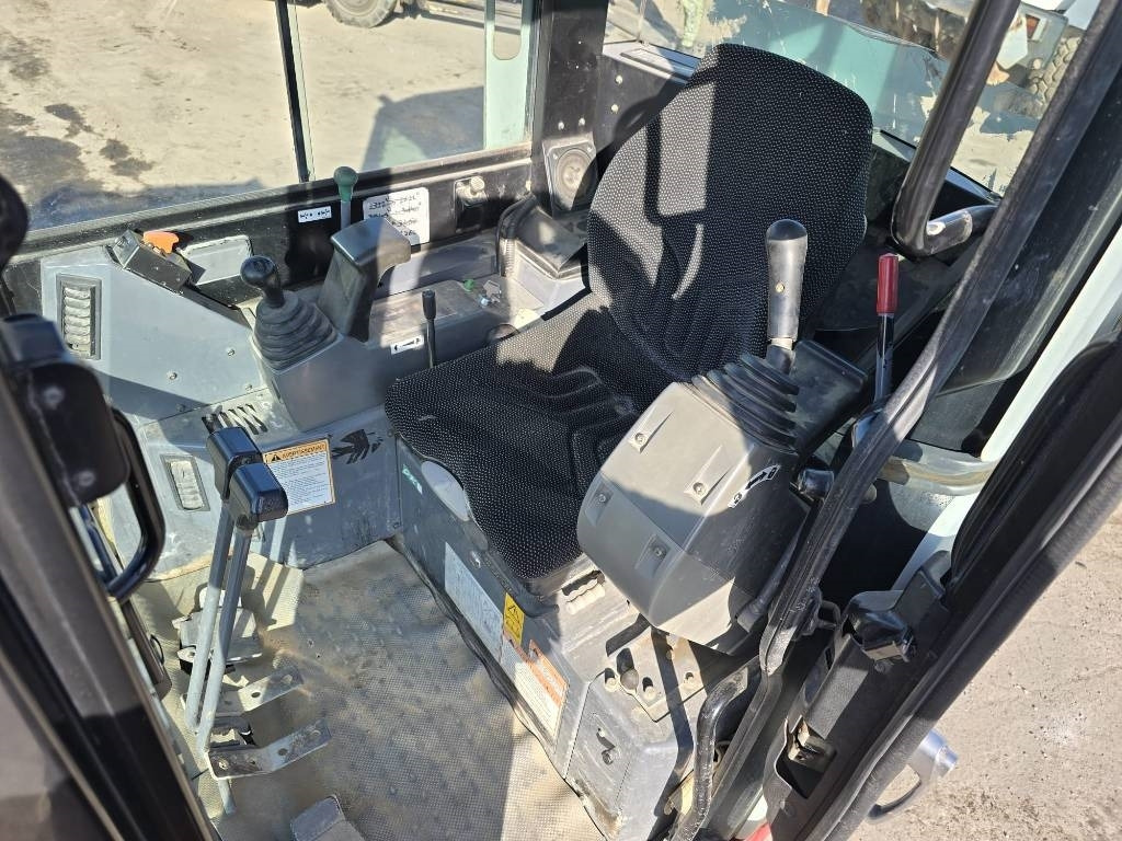 Takeuchi TB 23 R - Minigraafmachine: afbeelding 4 Takeuchi TB 23 R - Minigraafmachine: afbeelding 4