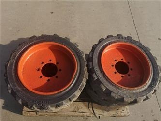 Trelleborg 31x10-20 - Band voor Bouwmachine: afbeelding 1 Trelleborg 31x10-20 - Band voor Bouwmachine: afbeelding 1