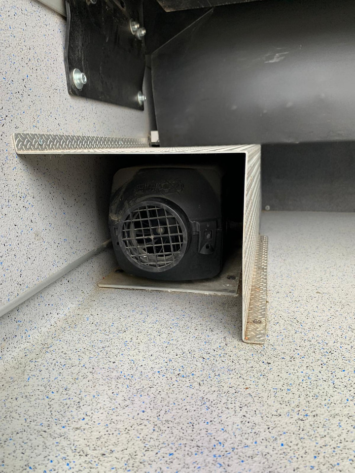 Touringcar Iveco Daily- 21 Miejsc: afbeelding 14