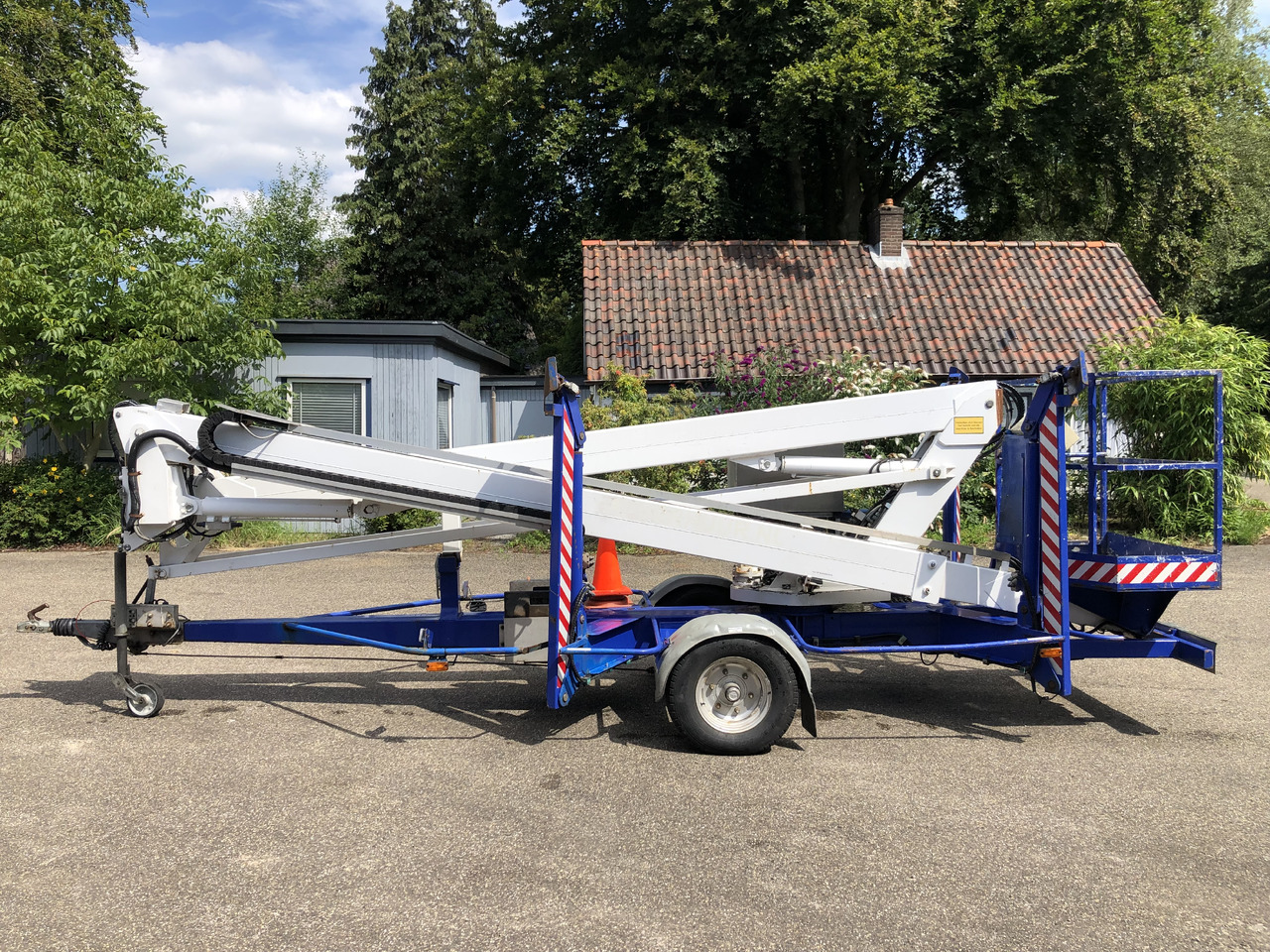Custer R17EHS 2002 230V trailer mounted platform R17 - Aanhanger hoogwerker: afbeelding 1 Custer R17EHS 2002 230V trailer mounted platform R17 - Aanhanger hoogwerker: afbeelding 1