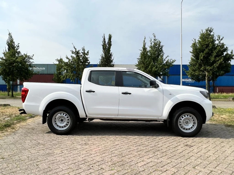 Nissan Navara 4x4 - 22 UNITS - 2.5 D Double Cab - XE - EURO 2 - NEW!! READY FOR WORK!!! - Pick-up, Bestelwagen met dubbele cabine: afbeelding 5 Nissan Navara 4x4 - 22 UNITS - 2.5 D Double Cab - XE - EURO 2 - NEW!! READY FOR WORK!!! - Pick-up, Bestelwagen met dubbele cabine: afbeelding 5
