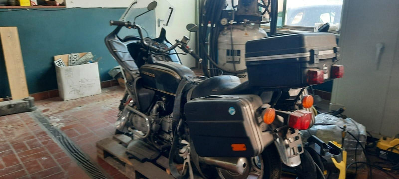 Honda GL 2 Goldwing - Motorfiets: afbeelding 2 Honda GL 2 Goldwing - Motorfiets: afbeelding 2