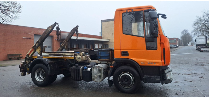 Iveco 80E18K 4x2 Absetzkipper - Portaalarmsysteem vrachtwagen: afbeelding 4 Iveco 80E18K 4x2 Absetzkipper - Portaalarmsysteem vrachtwagen: afbeelding 4
