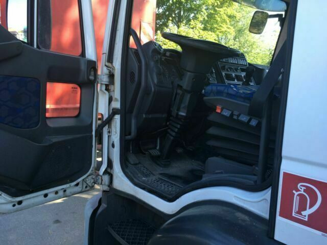 Iveco ML120 E22 Kühlkoffer LBW Deutsche Maschine - Koelwagen vrachtwagen: afbeelding 5 Iveco ML120 E22 Kühlkoffer LBW Deutsche Maschine - Koelwagen vrachtwagen: afbeelding 5