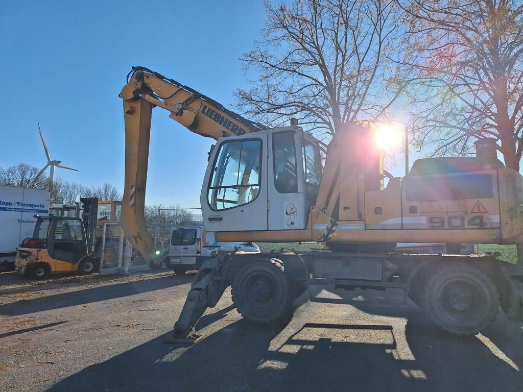 Liebherr A904C Umschlagbagger Greifer +Magnetvorbereitun - Mobiele graafmachine: afbeelding 3 Liebherr A904C Umschlagbagger Greifer +Magnetvorbereitun - Mobiele graafmachine: afbeelding 3