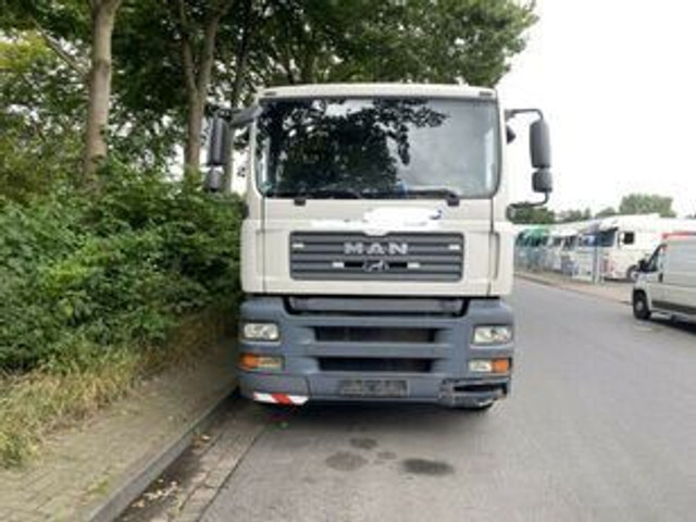 MAN 26.320 Pritsche mit Kran Tirre 170 - Vrachtwagen met open laadbak, Kraanwagen: afbeelding 3 MAN 26.320 Pritsche mit Kran Tirre 170 - Vrachtwagen met open laadbak, Kraanwagen: afbeelding 3