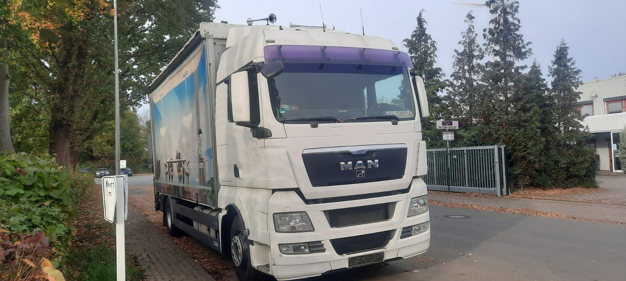 MAN TGX 18.360PS 4x2 G.Haus Kran+Funk - Schuifzeilen vrachtwagen, Kraanwagen: afbeelding 2 MAN TGX 18.360PS 4x2 G.Haus Kran+Funk - Schuifzeilen vrachtwagen, Kraanwagen: afbeelding 2