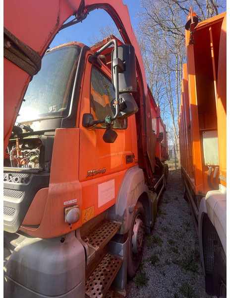 Mercedes-Benz 2540 Axor Müllwagen 6x2 Schalter Klima - Vuilniswagen: afbeelding 2 Mercedes-Benz 2540 Axor Müllwagen 6x2 Schalter Klima - Vuilniswagen: afbeelding 2