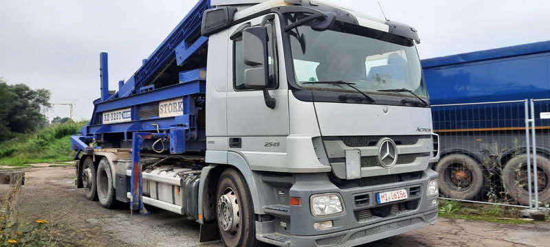 Mercedes-Benz 2641K 6x2 Abroller Klima - Haakarmsysteem vrachtwagen: afbeelding 2 Mercedes-Benz 2641K 6x2 Abroller Klima - Haakarmsysteem vrachtwagen: afbeelding 2