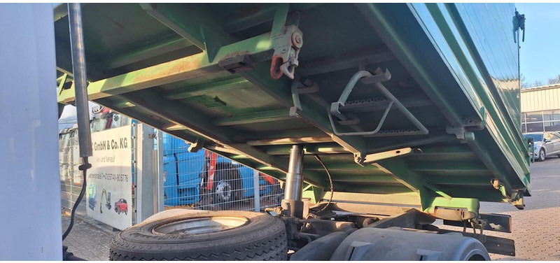 Mercedes-Benz 814 Vario - Kipper vrachtwagen: afbeelding 4 Mercedes-Benz 814 Vario - Kipper vrachtwagen: afbeelding 4