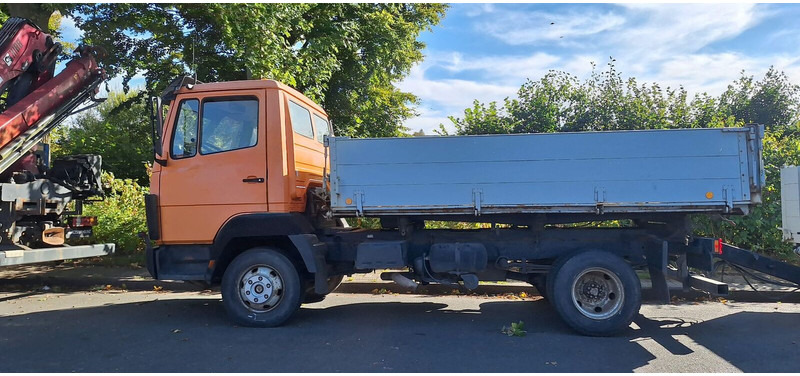 Mercedes-Benz  - Kipper vrachtwagen: afbeelding 1 Mercedes-Benz  - Kipper vrachtwagen: afbeelding 1
