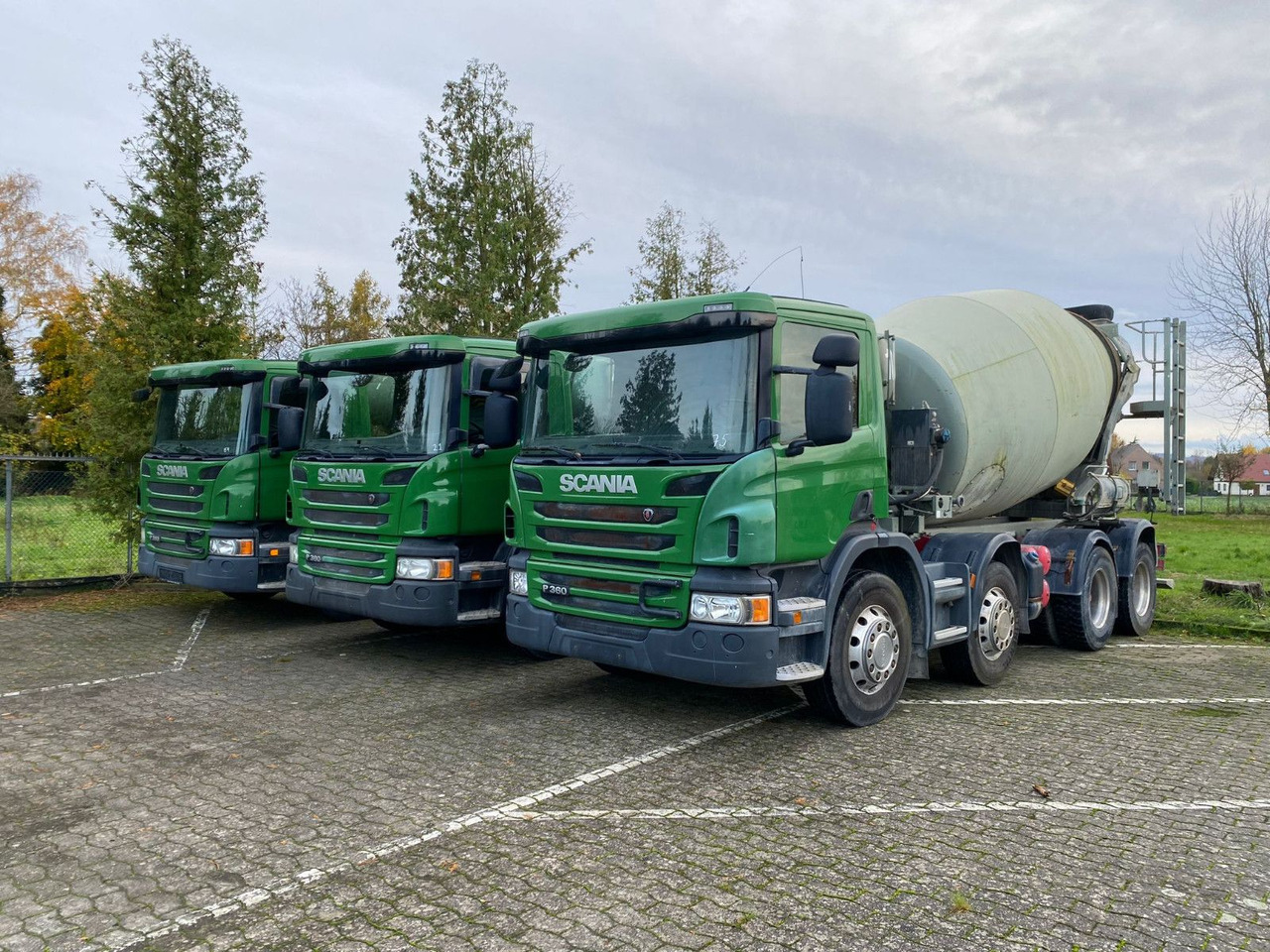 Scania 2x P360 Betonmischer 8x4 Blatt/Blatt E6 2 stück - Betonmixer: afbeelding 1 Scania 2x P360 Betonmischer 8x4 Blatt/Blatt E6 2 stück - Betonmixer: afbeelding 1