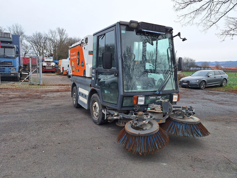 Schmidt Hagen Kehrmaschine K449 - Veegwagen: afbeelding 3 Schmidt Hagen Kehrmaschine K449 - Veegwagen: afbeelding 3