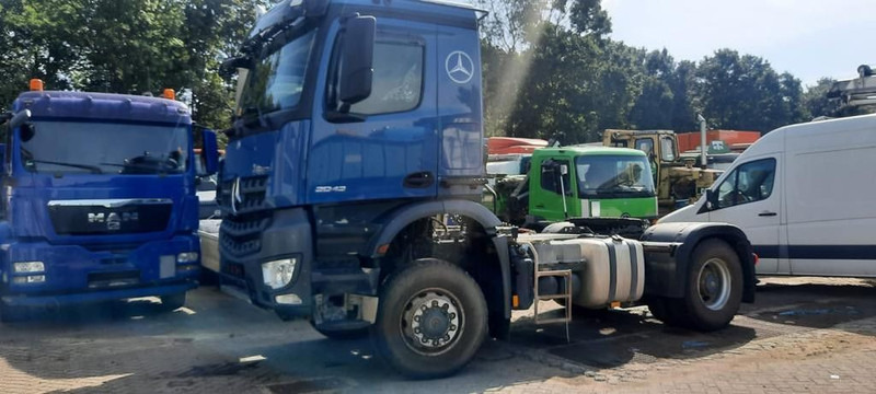 Mercedes-Benz 2043 Arocs 4x4 - Trekker: afbeelding 1 Mercedes-Benz 2043 Arocs 4x4 - Trekker: afbeelding 1