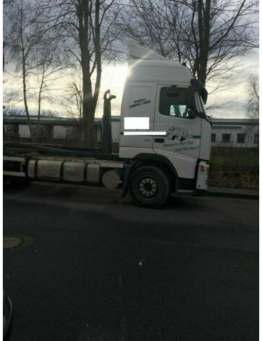 Volvo FH12-420 G.Haus 2xBett Klima Schaltgetriebe Reta - Haakarmsysteem vrachtwagen: afbeelding 5 Volvo FH12-420 G.Haus 2xBett Klima Schaltgetriebe Reta - Haakarmsysteem vrachtwagen: afbeelding 5