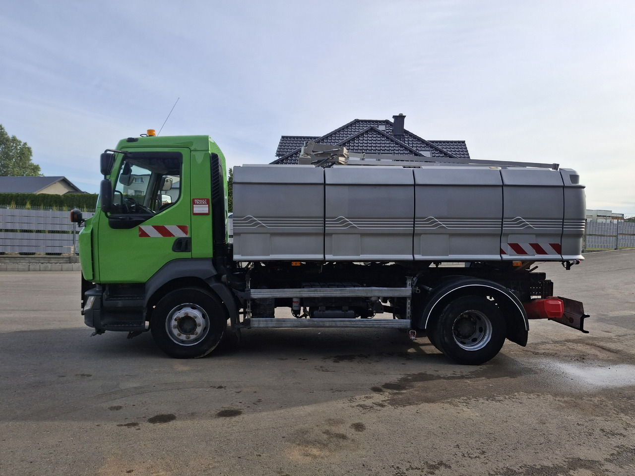 RENAULT D16 Polewaczka Karcher Straßenwaschanlage Euro 6 - Gemeentelijke machine/ Speciaal: afbeelding 5 RENAULT D16 Polewaczka Karcher Straßenwaschanlage Euro 6 - Gemeentelijke machine/ Speciaal: afbeelding 5