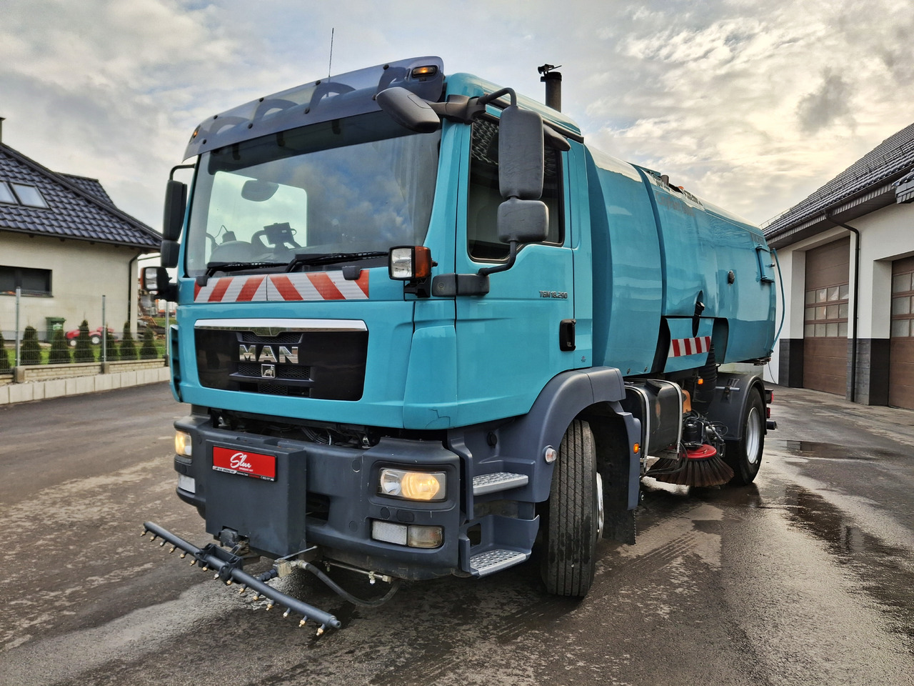 MAN 18.290 Zamiatarka Kehrmaschine BUCHER PM10 L/R Karcher - Veegwagen: afbeelding 2 MAN 18.290 Zamiatarka Kehrmaschine BUCHER PM10 L/R Karcher - Veegwagen: afbeelding 2