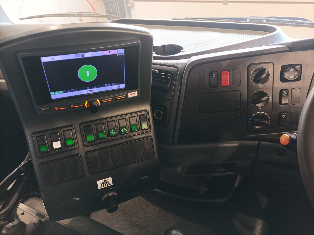 Veegwagen MERCEDES-BENZ Atego 1018 Zamiatarka Kehrmaschine BUCHER Szczotki L/R PM10 2 Silniki 2012r: afbeelding 20