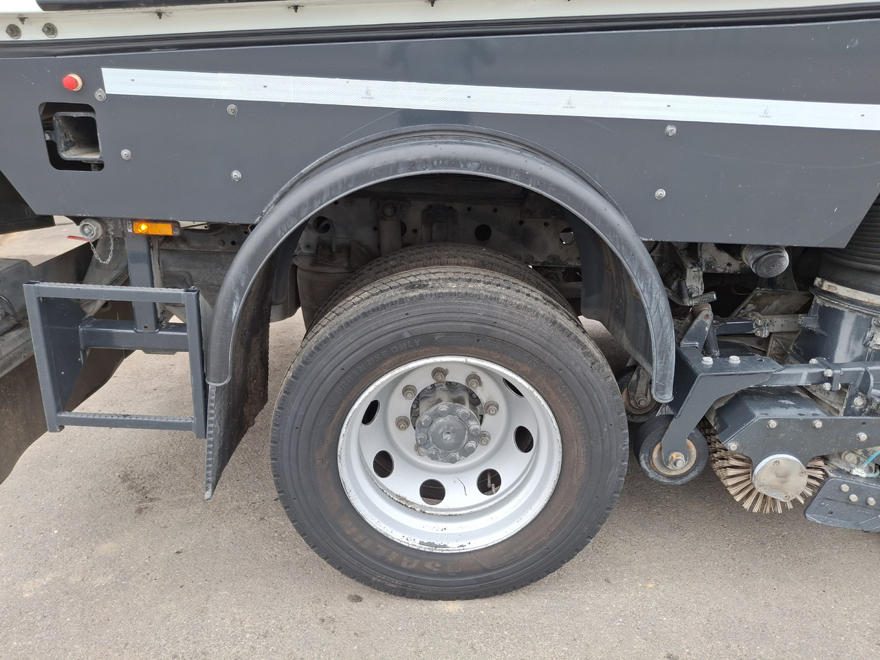 Veegwagen MERCEDES-BENZ Atego 1523 Zamiatarka Kehrmaschine Schmidt Street King 660 Euro 6 PM10 2 Motoren Szczotki L/R 2016r: afbeelding 13