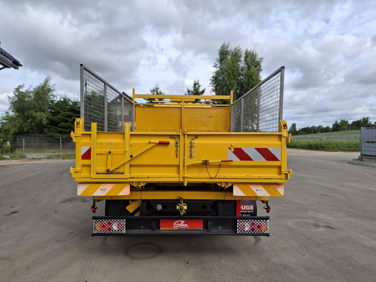 RENAULT D7.5 Wywrotka Kipper 3 Stronna 2015r 84 Tyś KM - Kipper vrachtwagen: afbeelding 4 RENAULT D7.5 Wywrotka Kipper 3 Stronna 2015r 84 Tyś KM - Kipper vrachtwagen: afbeelding 4
