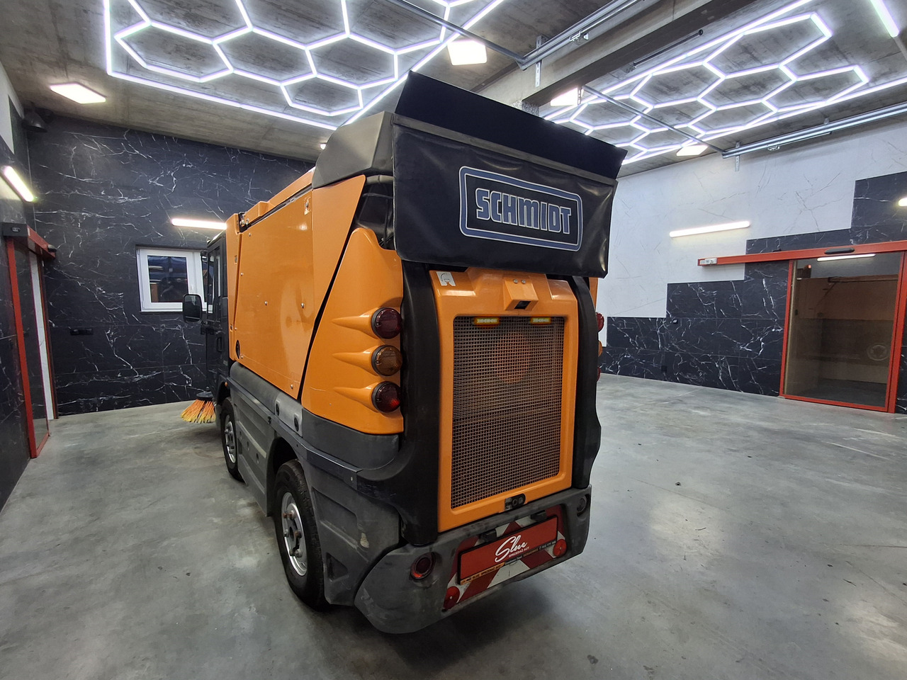 Schmidt Swingo 200 Zamiatarka Kehrmaschine Euro 6 2015r - Veegwagen: afbeelding 3 Schmidt Swingo 200 Zamiatarka Kehrmaschine Euro 6 2015r - Veegwagen: afbeelding 3