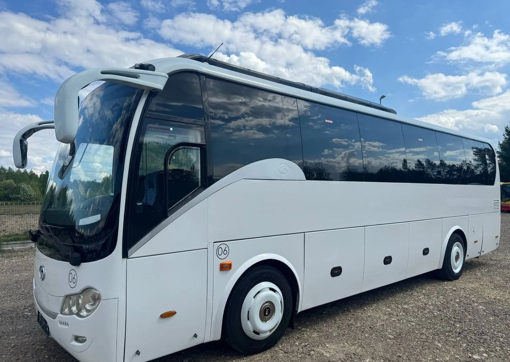 Inny - Touringcar: afbeelding 2 Inny - Touringcar: afbeelding 2