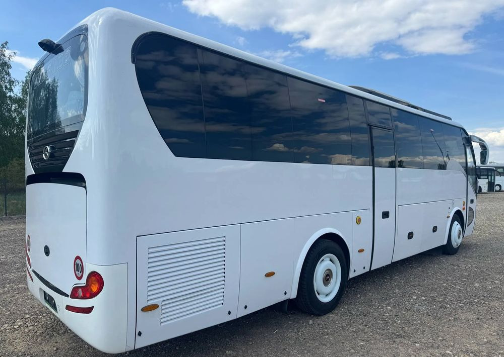 Inny - Touringcar: afbeelding 3 Inny - Touringcar: afbeelding 3