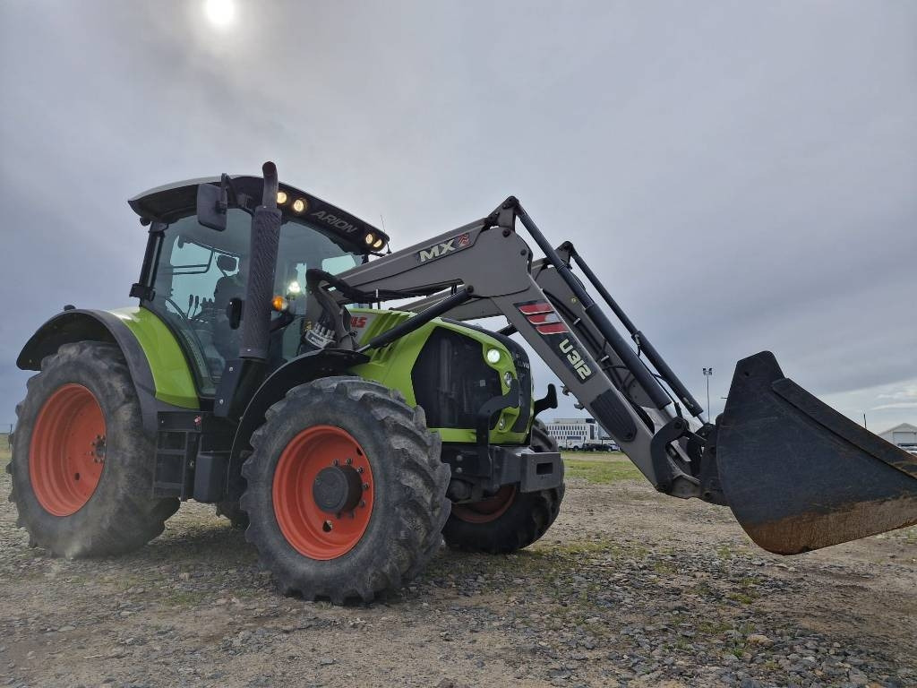 Claas Claas Arion 530 - Tractor: afbeelding 1 Claas Claas Arion 530 - Tractor: afbeelding 1