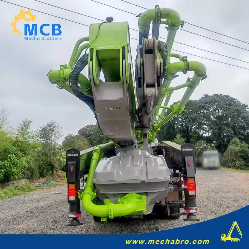 ZOOMLION ZLJ5440THBBE - Betonpomp: afbeelding 4 ZOOMLION ZLJ5440THBBE - Betonpomp: afbeelding 4