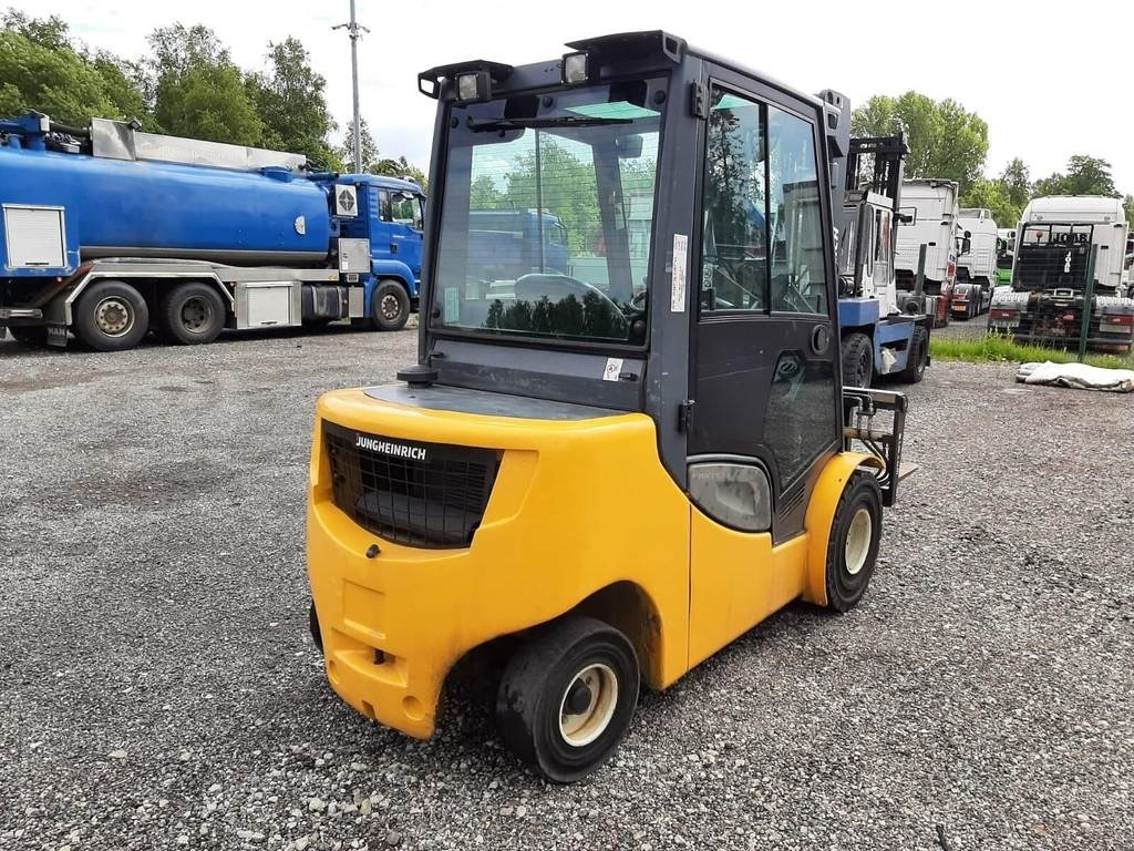 Jungheinrich DFG 430s 43kW - Diesel heftruck: afbeelding 3 Jungheinrich DFG 430s 43kW - Diesel heftruck: afbeelding 3