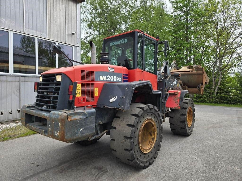 Komatsu WA200PZ-6 - Wiellader: afbeelding 3 Komatsu WA200PZ-6 - Wiellader: afbeelding 3