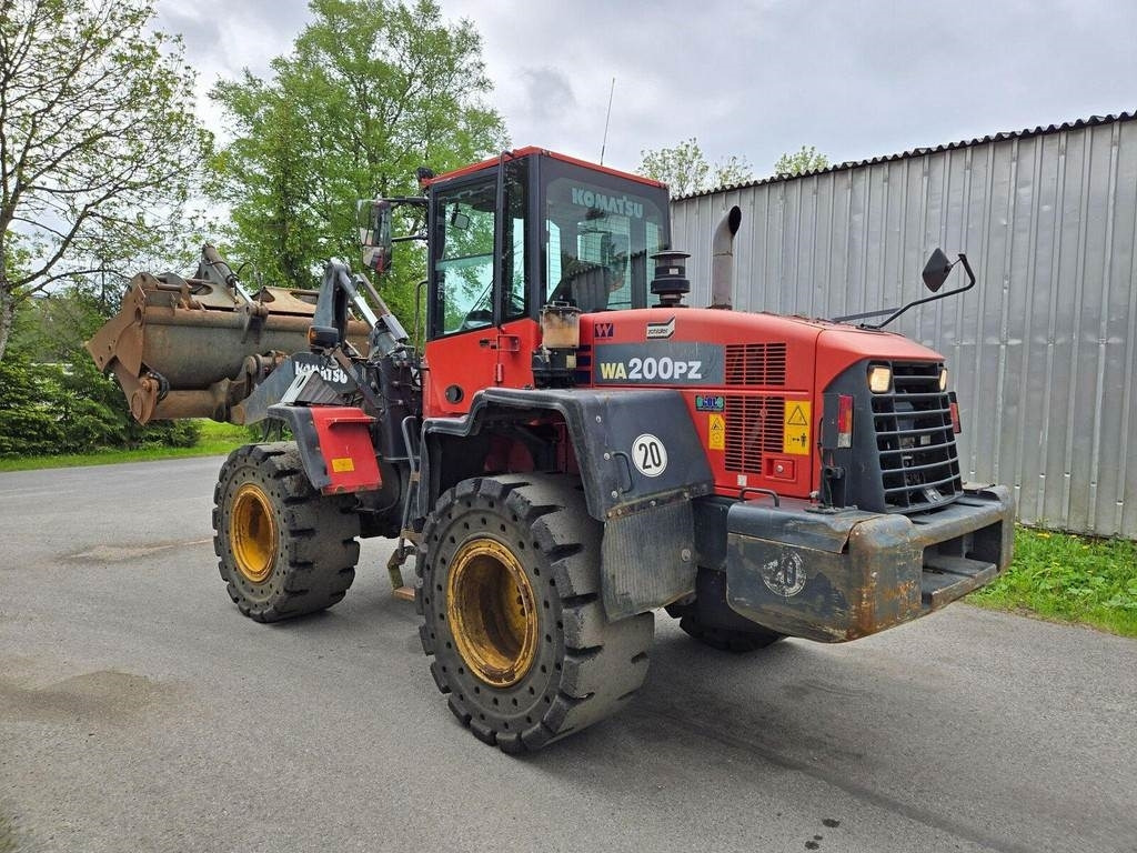 Komatsu WA200PZ-6 - Wiellader: afbeelding 2 Komatsu WA200PZ-6 - Wiellader: afbeelding 2